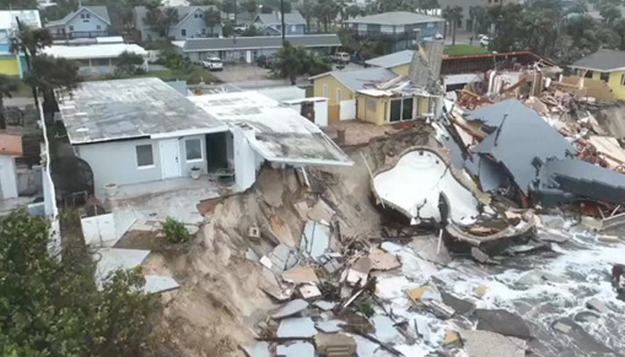 Tropical Storm Nicole demolishes Florida homes, causes dam breach