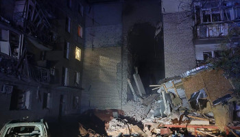 Zelenskyy shares video of Mykolaiv apartment block hit by Russian missile