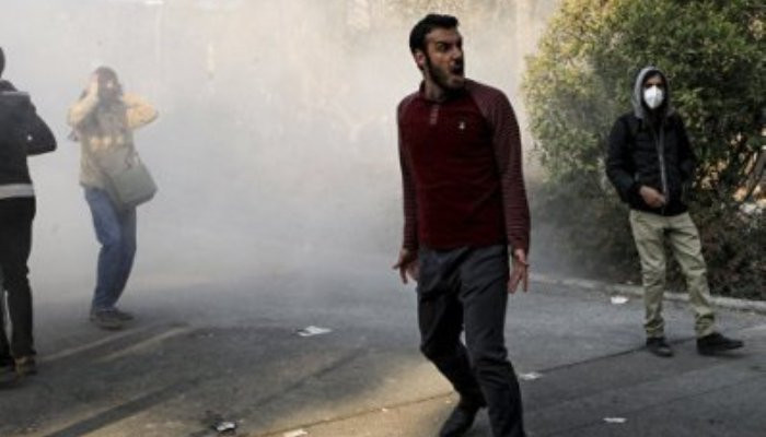 В Иране неизвестные открыли огонь по прохожим и сотрудникам полиции, есть жертвы