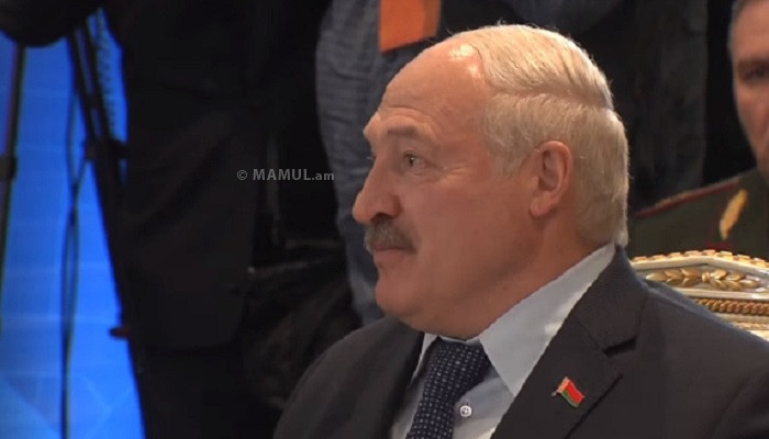 Лукашенко: ОДКБ будет существовать, и никто нигде не рухнет