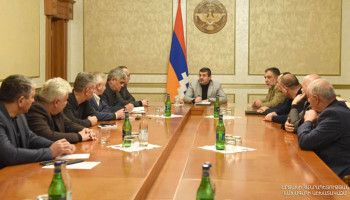 Working consultation at the Artsakh Republic President