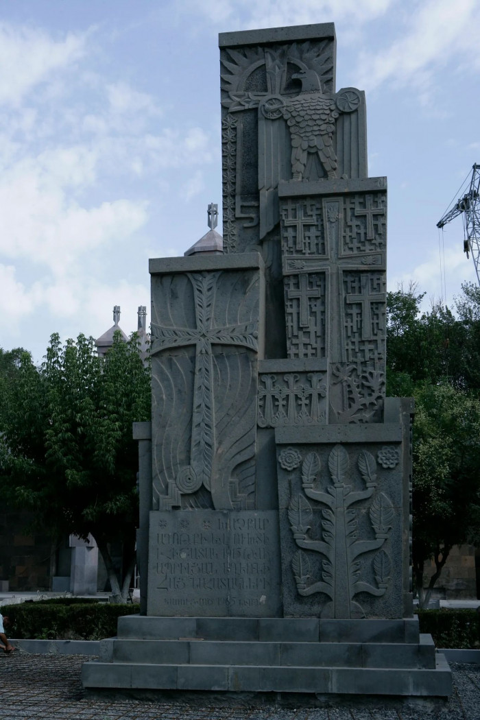 Հայոց Մեծ Եղեռնին նվիրված առաջին հուշարձանը Հայաստանում