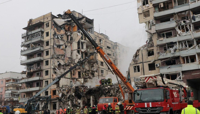 Возросло число раненых в результате российского удара по многоэтажке Днепра
