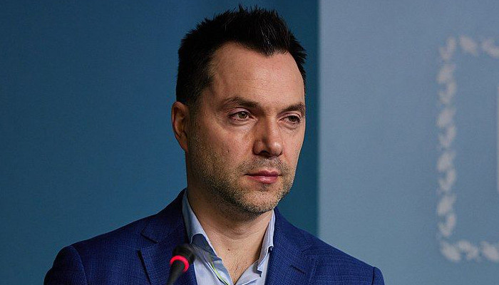 Oleksiy Arestovych submits resignation