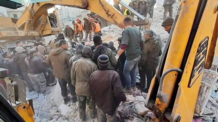 10 killed in building collapse in Syria