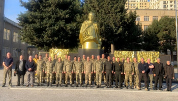 Британские специалисты обучают офицеров азербайджанской армии