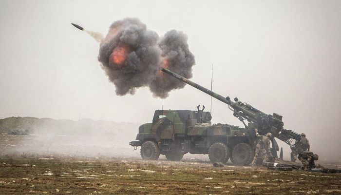 Франция поставит Украине дополнительные артиллерийские установки Caesar