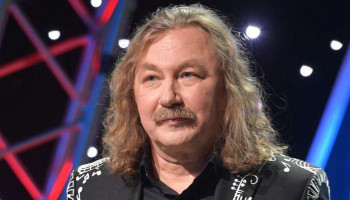 Singer Igor Nikolaev was hospitalized with a suspected heart attack