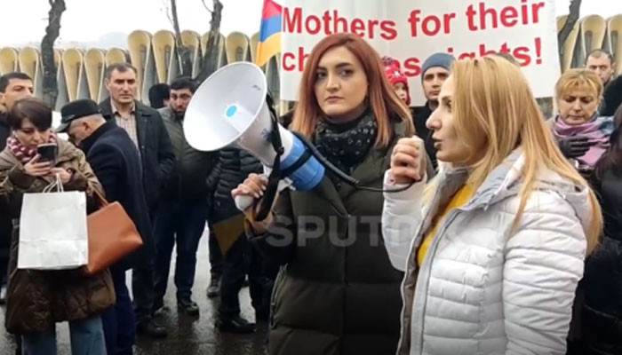 Կանայք՝ հանուն Արցախի․ բողոքի ակցիայի մասնակիցները նամակ հանձնեցին Հայաստանում ԵՄ պատվիրակությանը
