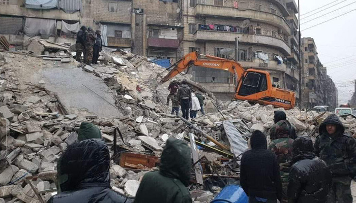 Türkiye'de 10 ili vuran deprem dünya basınında: 1939'dan bu yana en büyüğü