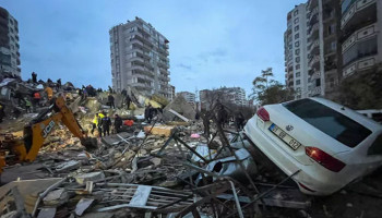 Число погибших после землетрясения в Турции выросло до 1498 человек