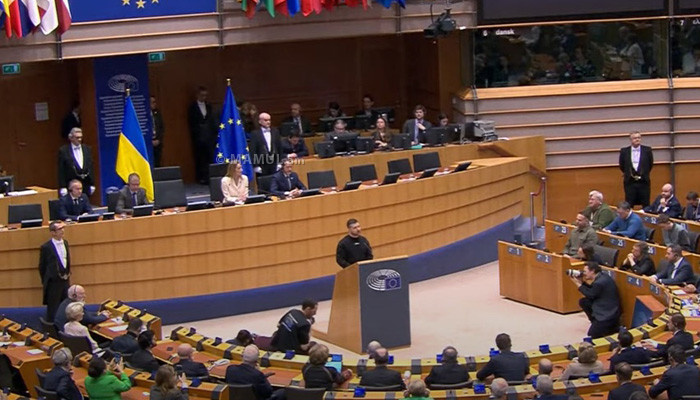 Зеленский выступил в Европарламенте