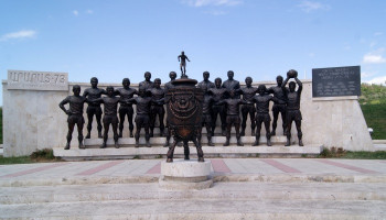 «Արարատ-73». ամենամեծ արձանախումբը Երևանում՝ լքված ու կողոպտված