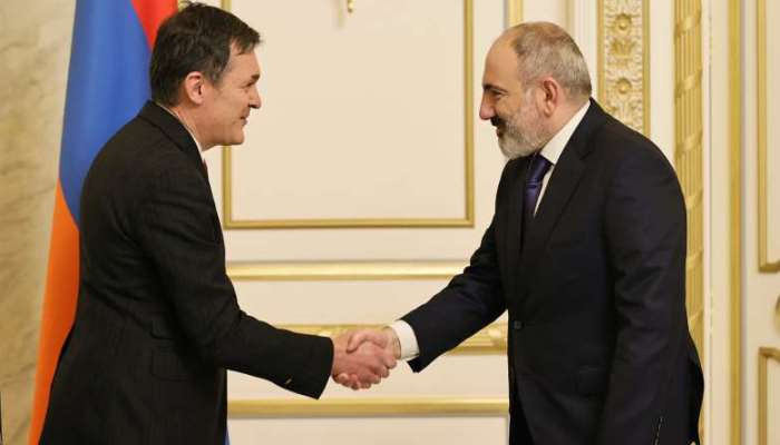 Բրիս Ռոքֆոյի հետ հանդիպմանը վարչապետն ադրբեջանական հարձակումն ահաբեկչություն է որակել