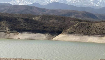 Sarsang water levels drop at alarming rate amid blockade, farmers in both Nagorno Karabakh and Azerbaijan to be affected