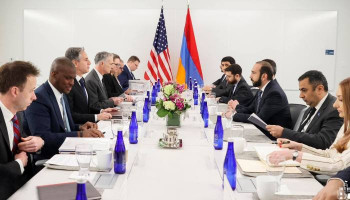 The meeting between the Ararat Mirzoyan and the Antony Blinken commenced
