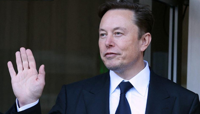 Elon Musk to step down as Twitter CEO