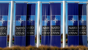 Nato deploys extra troops to Kosovo after violent clashes