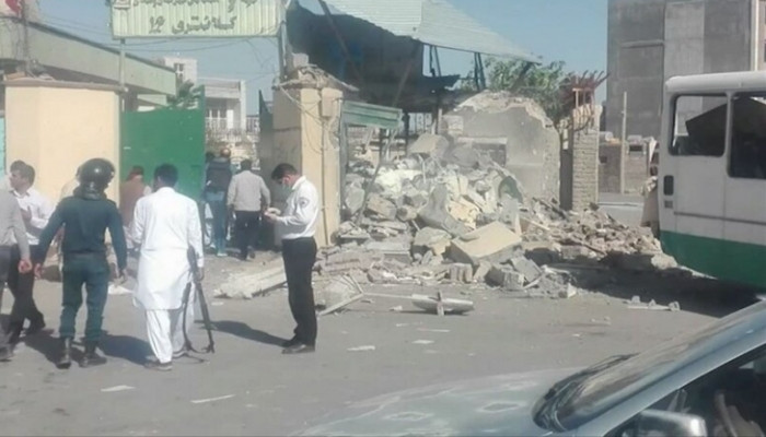 İran’da Polis Karakoluna Terör Saldırısı