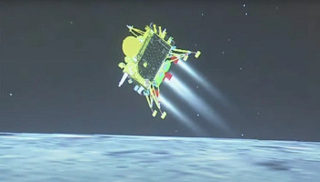 Uzay tarihinde bir ilk! Hindistan Ay'ın güney kutbuna araç indirdi