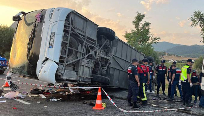 СМИ: в Турции в результате ДТП с автобусом погибли шесть человек, 43 ранены