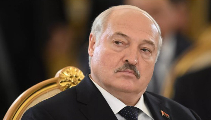 Лукашенко вылетел на переговоры с Путиным