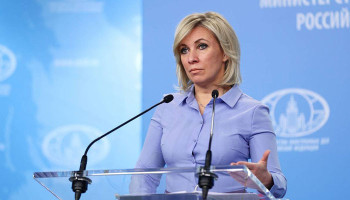 Захарова обратила внимание на попытки Запада посредничать в Карабахе. #RTFrance