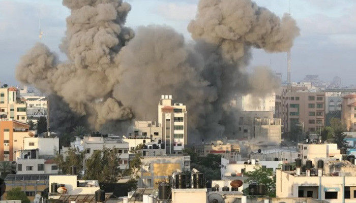 Israel increased airstrikes on the Gaza Strip