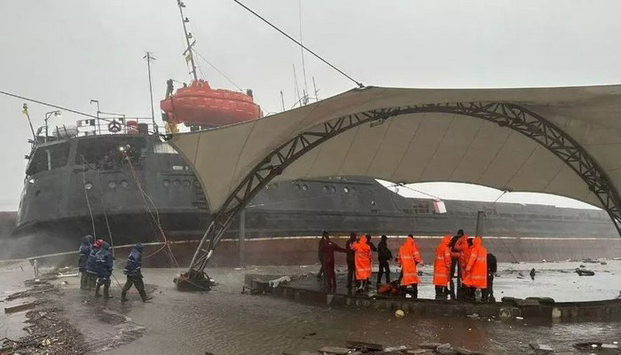 Turkish cargo ship with 12 crew members sinks in Black Sea