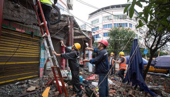 Çin'de 6,2 büyüklüğünde deprem