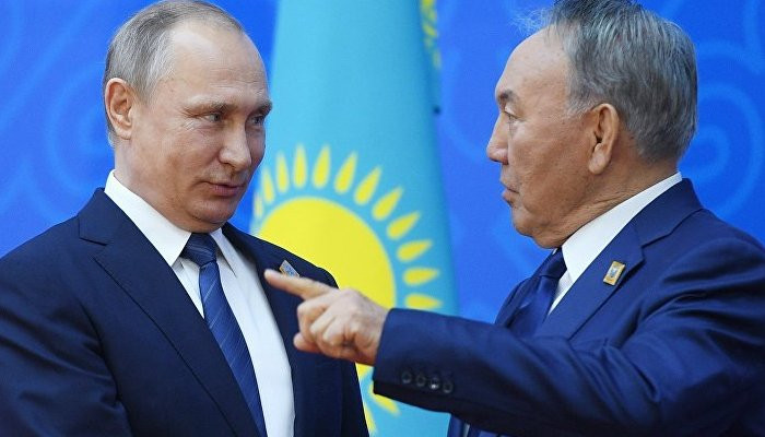 Песков рассказал о частной встрече Путина с Назарбаевым в Москве