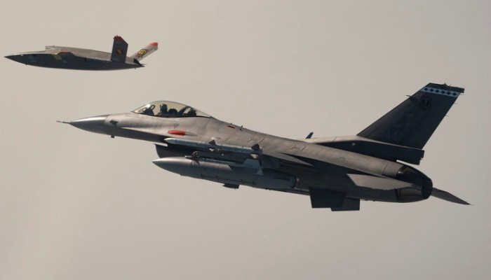 Belgium will send two F-16s to Denmark in March to train Ukrainian pilots