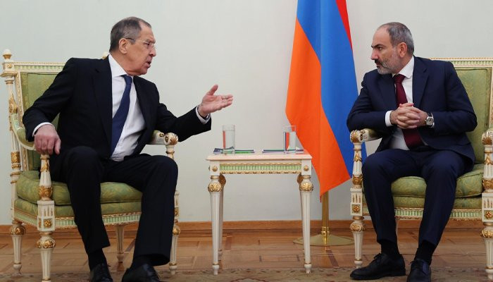 Вопрос о статусе Нагорного Карабаха закрыт лично Пашиняном - Лавров