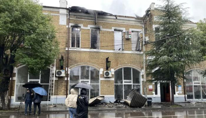 Пожар в галерее в Абхазии мог произойти из-за поджога