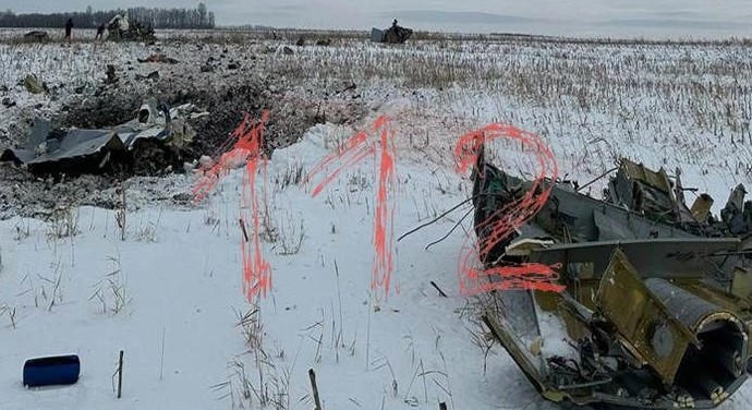 Самолет с 65 военнопленными и девятью россиянами разбился под Белгородом