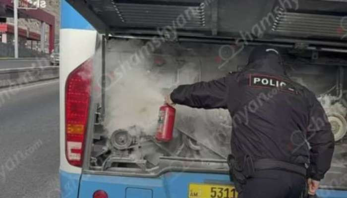 Երևանում 20 համարի ավտոբուսում ծուխ է նկատվել. 1 հոգի հոսպիտալացվել է