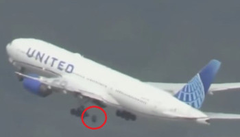 В Сан-Франциско у Boeing 777 отвалилось колесо при взлете