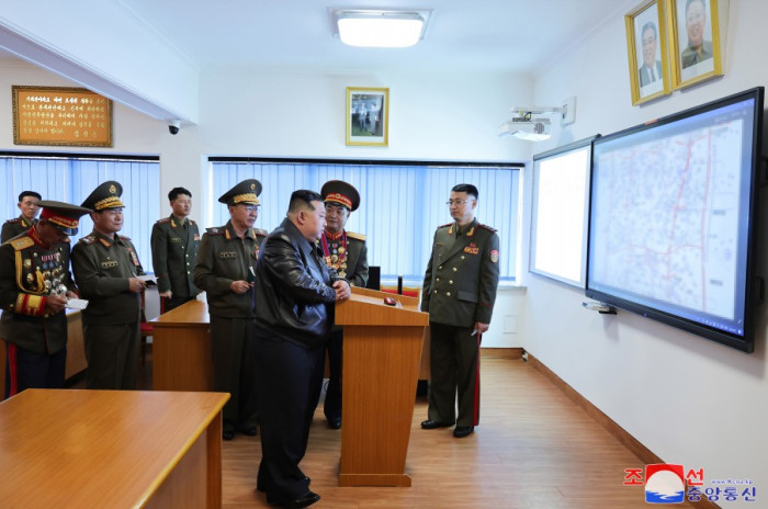 Kim Jong Un inspects model of Seoul, says military ready for full mobilization