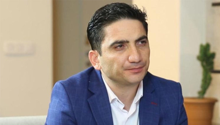 «Ադրբեջանը զենք է կուտակում Հայաստանի և Իրանի վրա հարձակվելու համար»․ Նաիրի Հոխիկյան