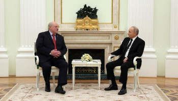 Лукашенко и Путин проводят переговоры в Кремле один на один
