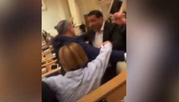 В парламенте Грузии произошла драка между депутатами