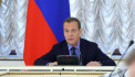 Медведев пригрозил ядерным ударом