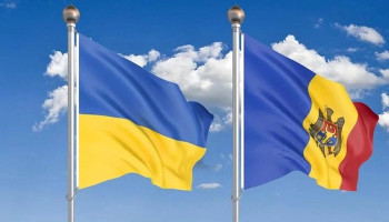 #Politico: "Ukraine and EU push to start membership talks in June"