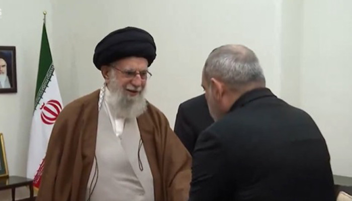 Փաշինյանը հանդիպել է Իրանի հոգևոր առաջնորդի հետ