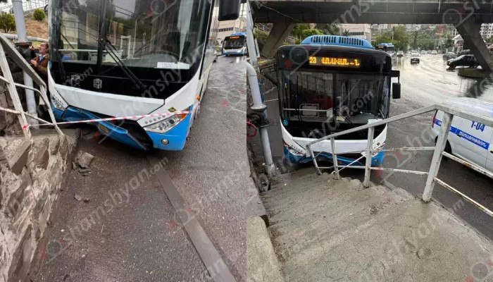 Երևանում ավտոբուսը բախվել է գազատար խողովակին, կան վիրավորներ