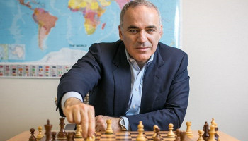 Russia threatens former chess champion Garry Kasparov with criminal charges