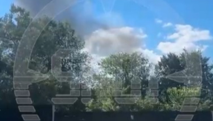 Кадры с места падения самолёта Sukhoi Superjet 100 в Подмосковье