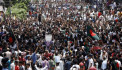 Բանգլադեշում հազարավոր ցուցարարներ ներխուժել են վարչապետի նստավայր