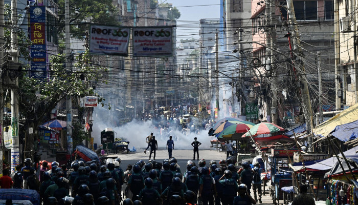 Over 70 factories in Ashulia shut down amid workers’ protests