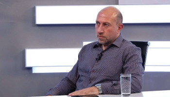 «Զարմանալի է, որ ոչ մի չինովնիկի մտքով չի անցել «Դասամիջոց» դասագիրք ստեղծել». Հակոբ Բադալյան